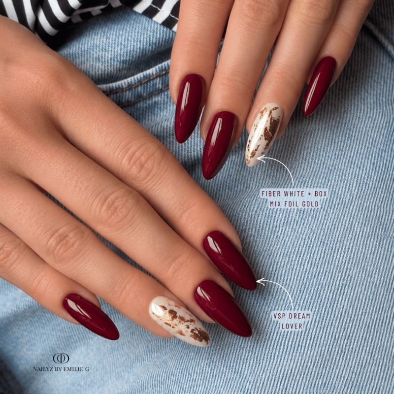 Pose en amandes avec le vernis semi permanent Dream Lover rouge cerise