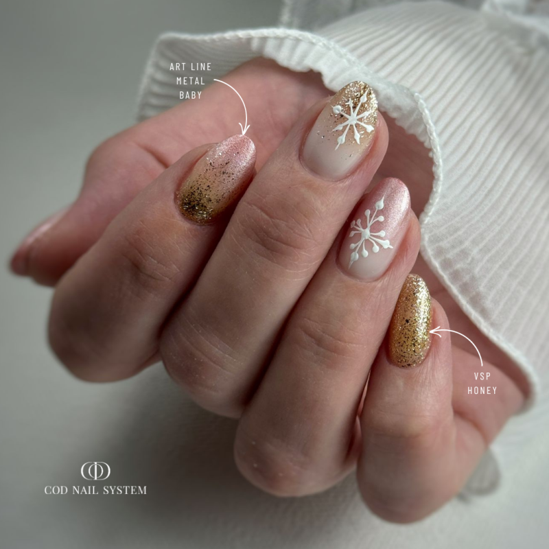 Pose d'ongle en amandes avec le gel paint Art Line Metal Baby, rose métallique clair