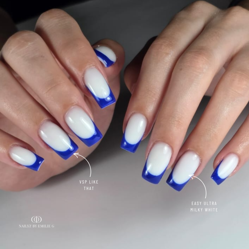 Pose carrée avec le vernis semi permanent Like That bleu roi