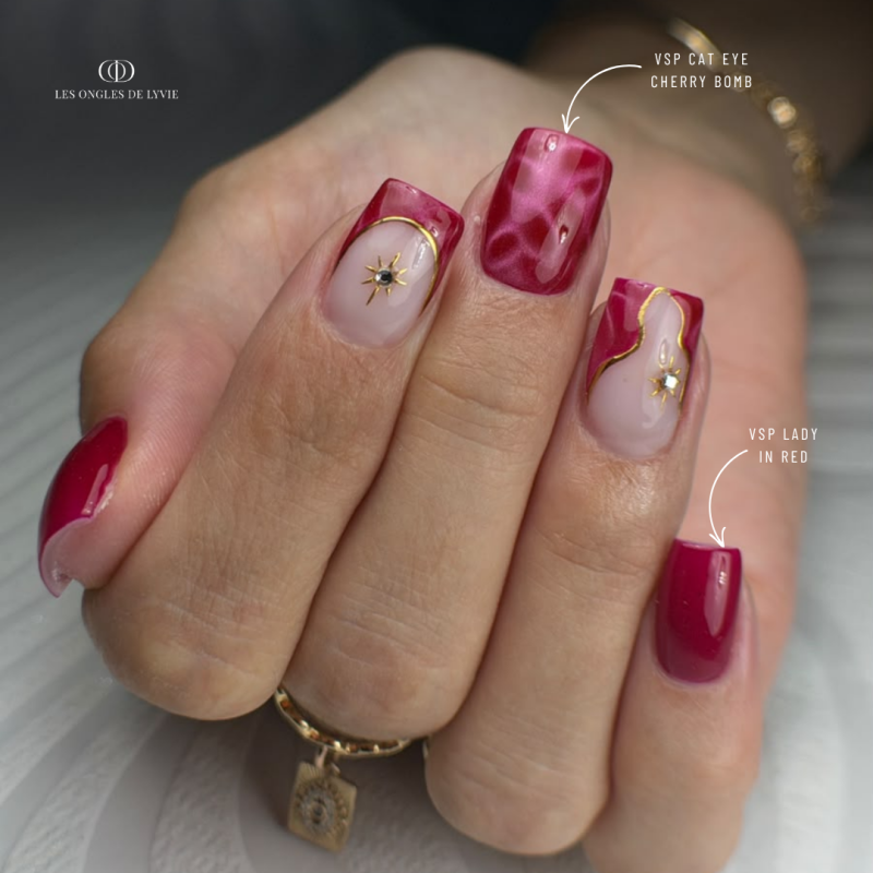 Pose d'ongles carrée avec le vernis semi permanent Cat Eye Cherry Bomb, rouge rosé soie