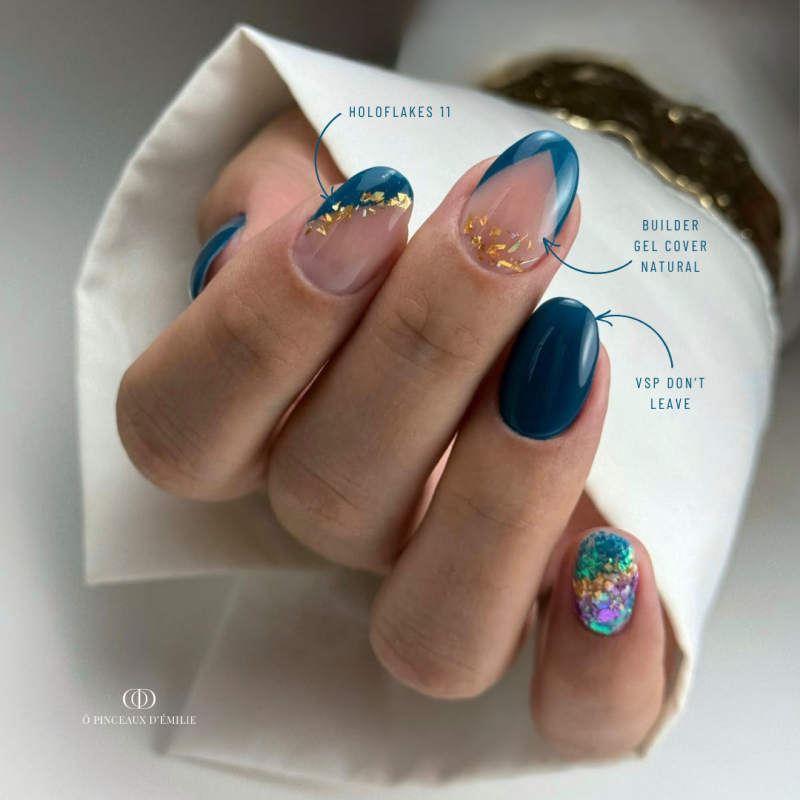 Pose d'ongles en amandes avec le Builder Gel Cover Natural, beige rosé naturel auto égalisant