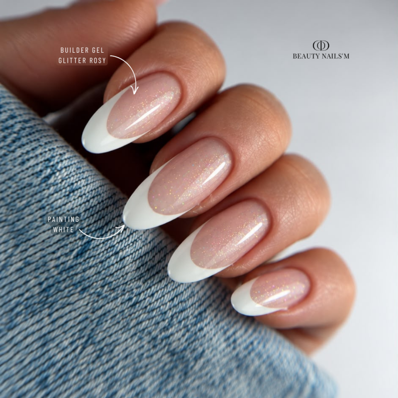 Pose d'ongles en amandes avec le Builder Gel Glitter Rosy, rose clair pailleté holographique auto égalisant
