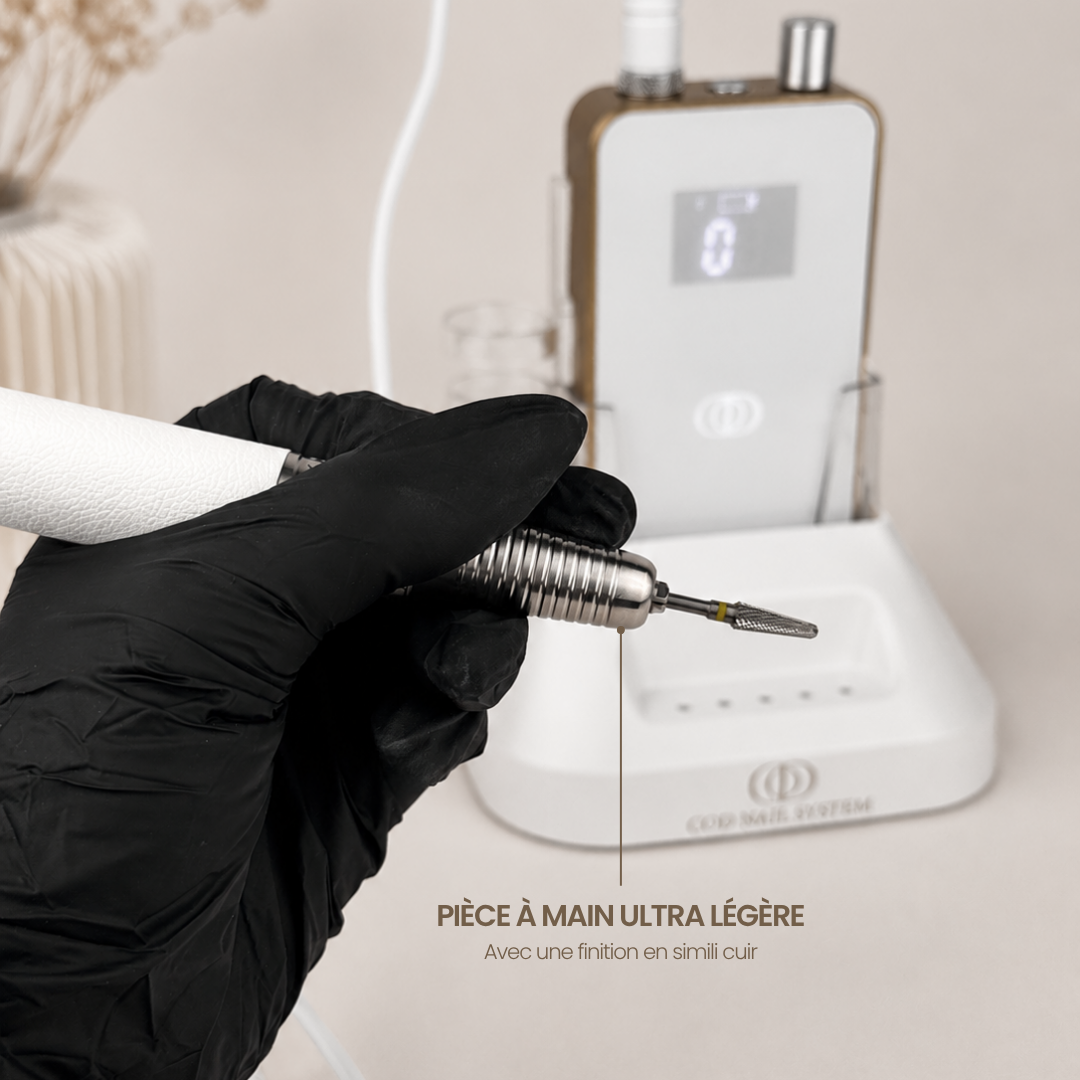 Pièce à main de ponceuse légère Pièce à main légère de la ponceuse professionnelle pour les ongles