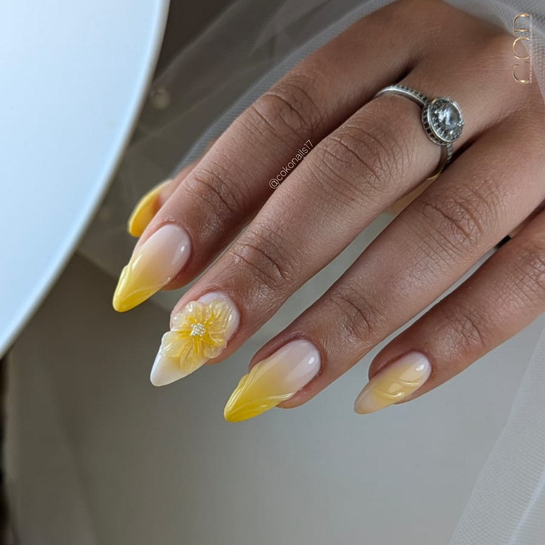 Pose d'ongles amandes jaune neon pastel avec babycolor, nail art 3D et fleur 3D