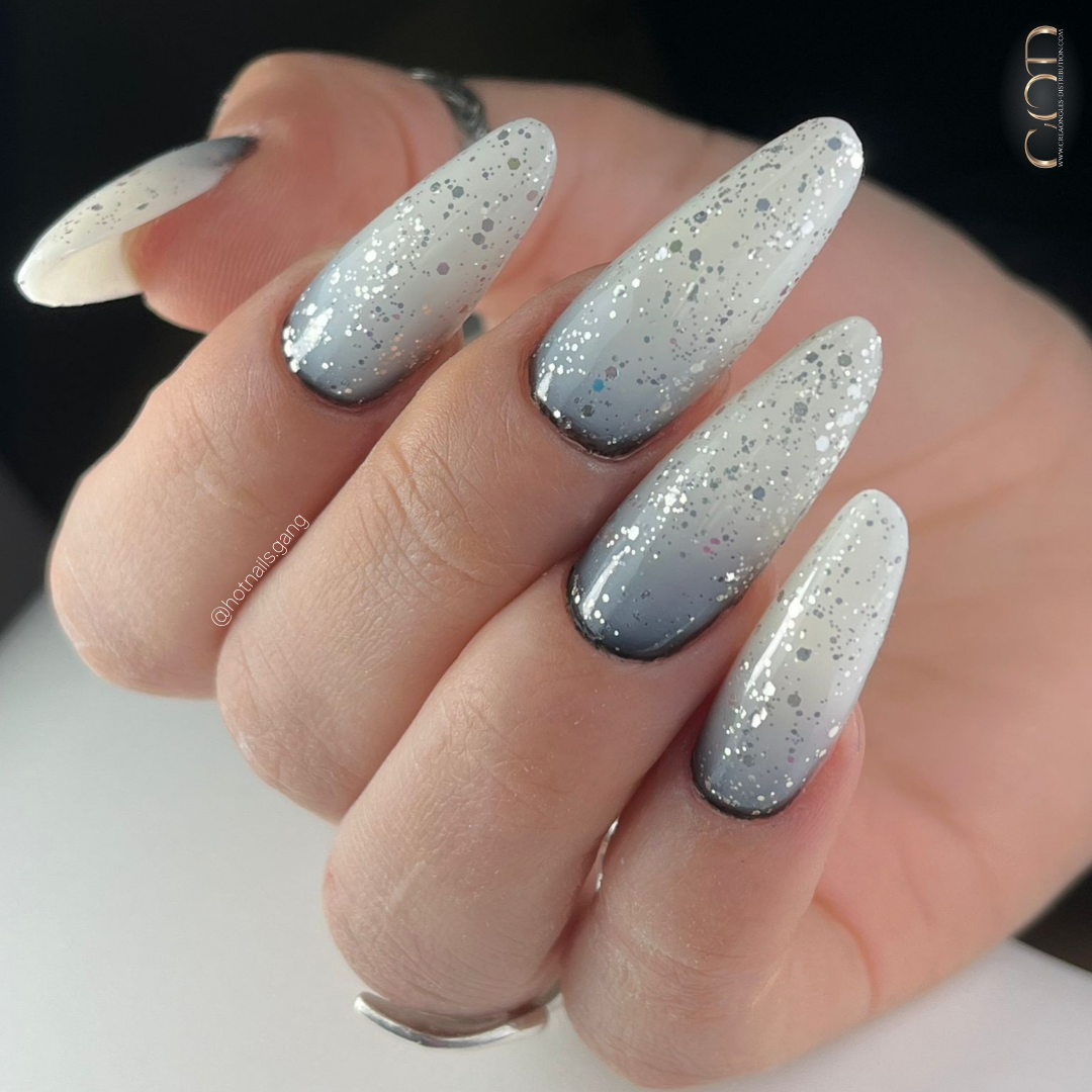 Pose amandes blanc laiteux et argentée