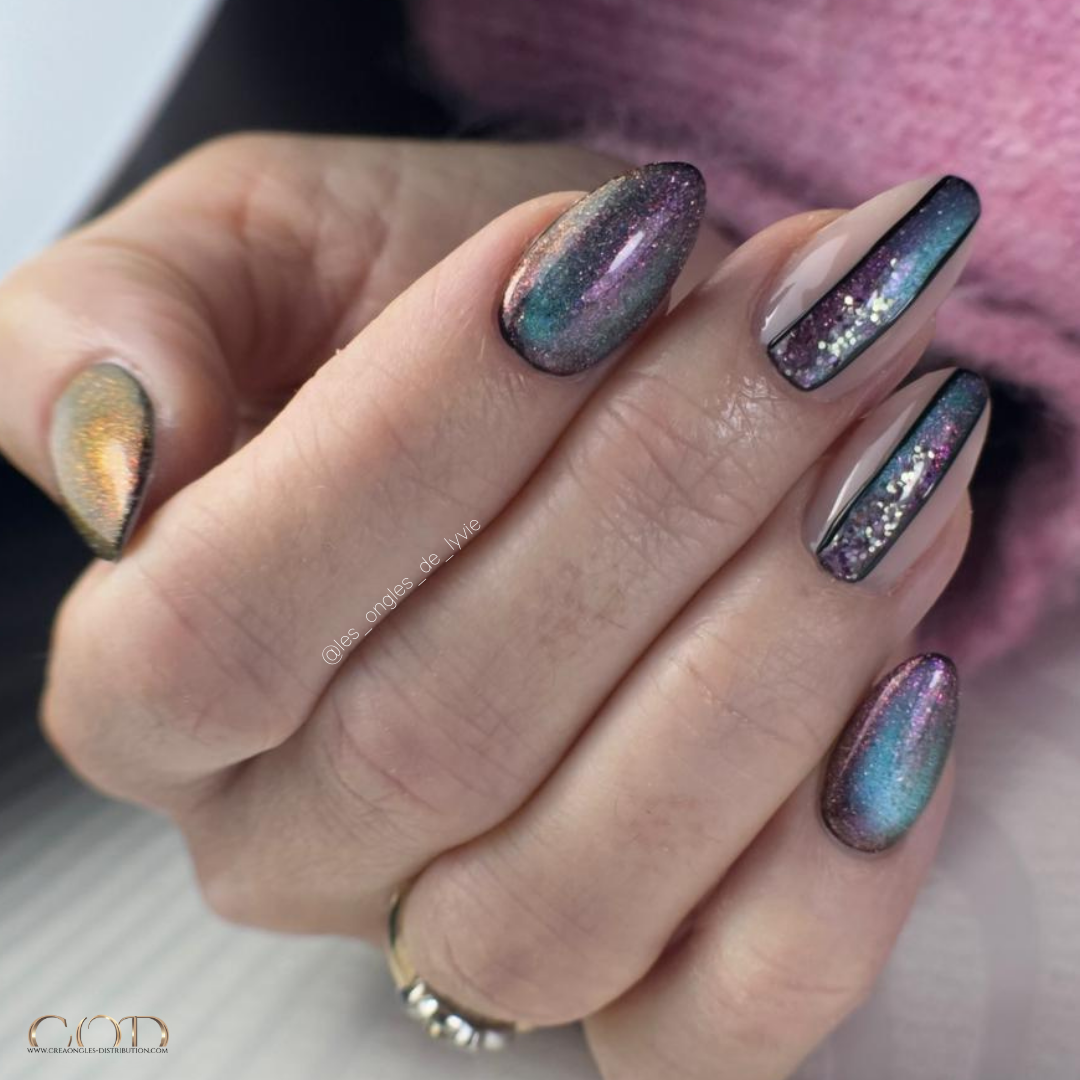 Pose amandes cat eye rose et bleue